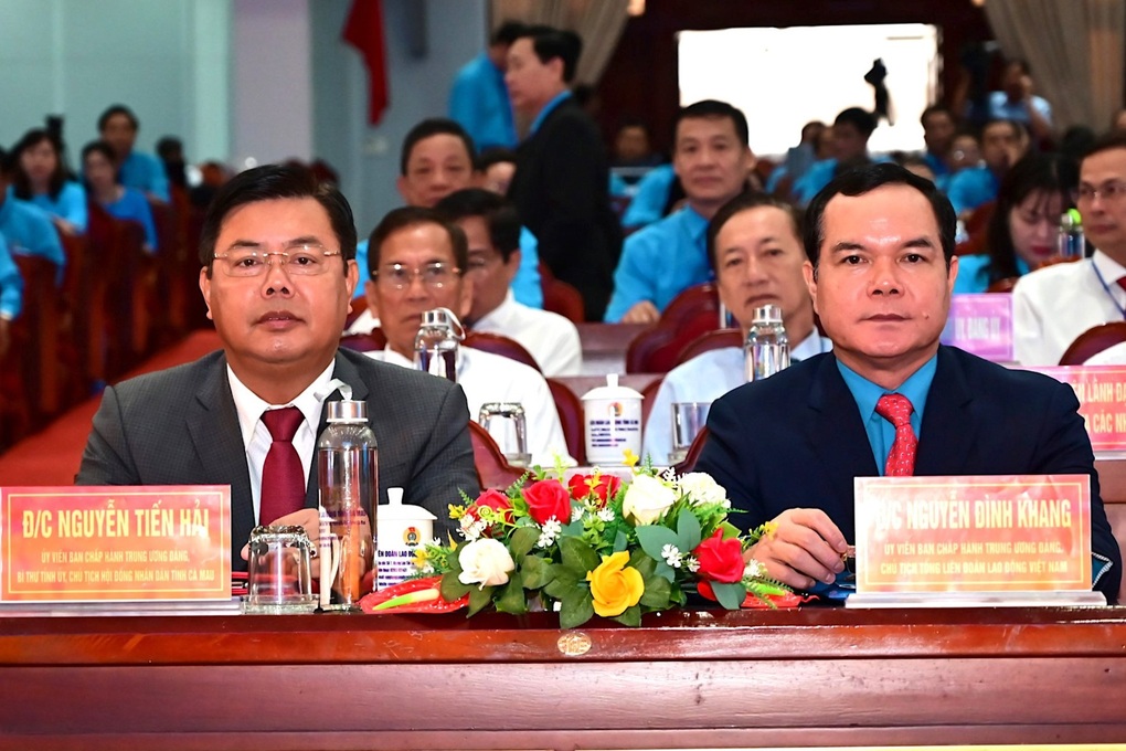 Những kiến nghị vì quyền lợi của người lao động - 1 Những kiến nghị vì quyền lợi của người lao động - 1