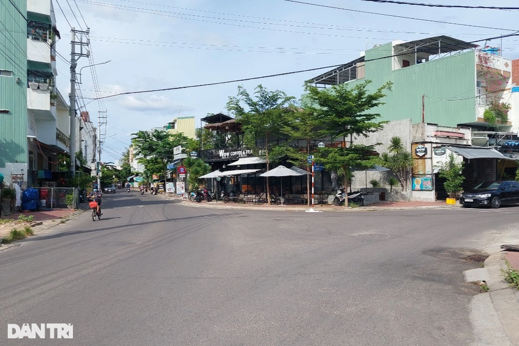 Chủ tịch TP Quy Nhơn Ngô Hoàng Nam bị kỷ luật - 2 Chủ tịch TP Quy Nhơn Ngô Hoàng Nam bị kỷ luật - 2
