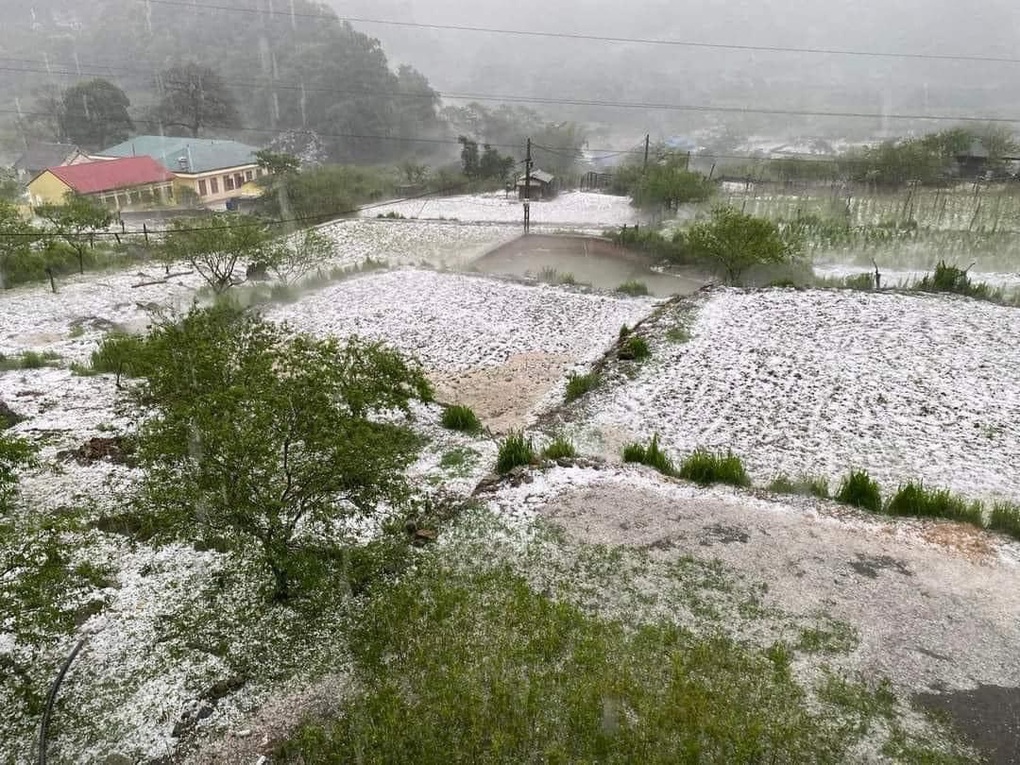 Vì sao Sơn La, Hòa Bình hứng mưa đá khốc liệt? - 2 Vì sao Sơn La, Hòa Bình hứng mưa đá khốc liệt? - 2