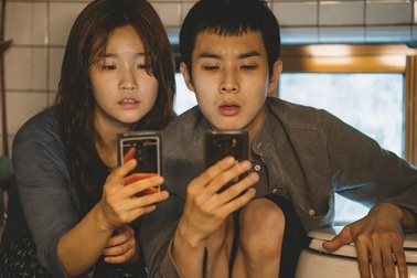 Lần đầu tiên có đạo diễn người Hàn Quốc giành giải Cành Cọ Vàng