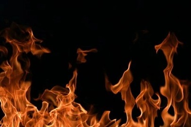 Nam thanh niên nghi tự thiêu vì mẹ không cho mua máy tính