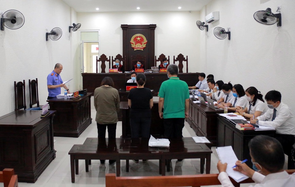 Phúc thẩm vụ Gateway: 3 bị cáo được đề nghị giảm nhẹ hình phạt - 2 Phúc thẩm vụ Gateway: 3 bị cáo được đề nghị giảm nhẹ hình phạt - 2