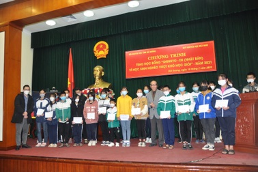 Trao tặng 56 suất học bổng Shinnyo-en đến học sinh tỉnh Hải Dương
