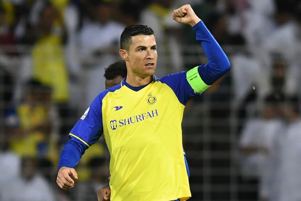Phản ứng của C.Ronaldo sau màn tỏa sáng rực rỡ ở Saudi Arabia - 2 Phản ứng của C.Ronaldo sau màn tỏa sáng rực rỡ ở Saudi Arabia - 2