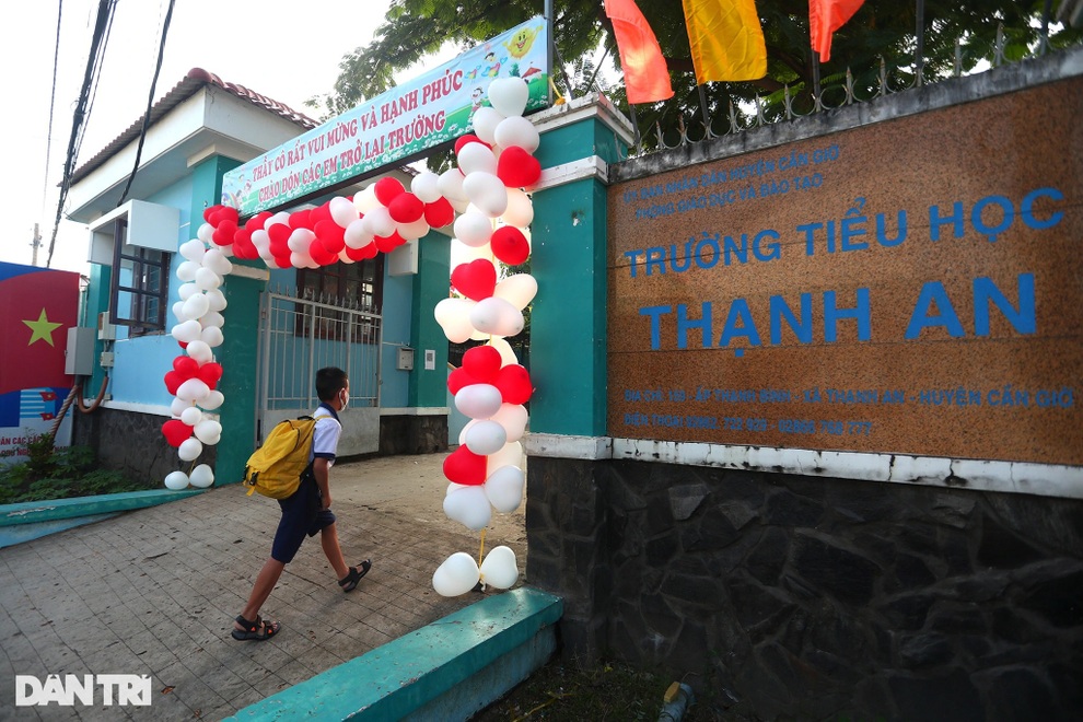 Phụ huynh Sài Gòn bất an khi... thí điểm cho học sinh trở lại trường - 1 Phụ huynh Sài Gòn bất an khi... thí điểm cho học sinh trở lại trường - 1