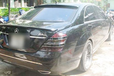 Trộm xe bạc tỉ theo đơn đặt hàng