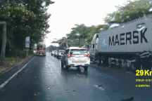 Hành động nhỏ giúp "hạ nhiệt" sự căng thẳng khi tham gia giao thông