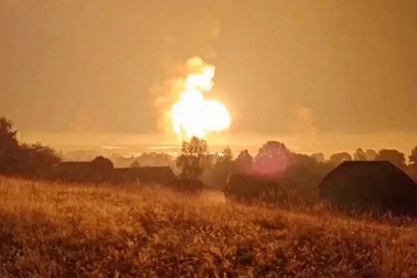 Ukraine dội mưa hỏa lực, tấn công lãnh thổ Nga sau đòn giáng ở Kursk