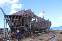 Ngư dân đóng tàu vỏ thép, hiện thực giấc mơ chinh phục biển lớn