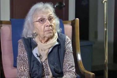 Chuyện những người thoát "yêu râu xanh": Cụ bà U90 bịa có HIV để cứu mình