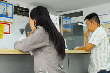 Nên giảm bớt 30% ngân hàng nhỏ