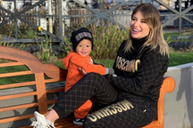 Nghỉ thi đấu tránh dịch, ngôi sao Man Utd dành trọn thời gian cho bà xã