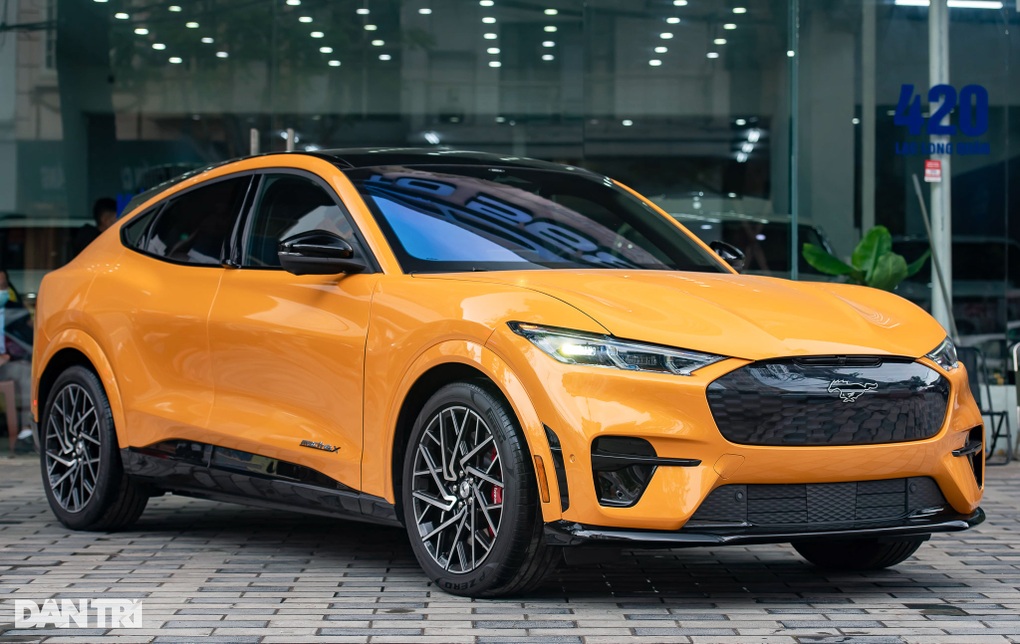 Ế 2 năm, xe điện Ford Mustang Mach-E hạ giá gần 2 tỷ đồng để tìm khách - 11 Ế 2 năm, xe điện Ford Mustang Mach-E hạ giá gần 2 tỷ đồng để tìm khách - 11