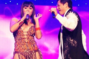 Lynda Trang Đài xin lỗi khán giả về trang phục “thiếu vải”