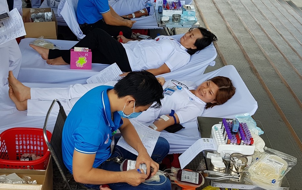 Vượt qua nỗi sợ Covid - 19, người Sài Gòn nô nức đi hiến máu - 5 Vượt qua nỗi sợ Covid - 19, người Sài Gòn nô nức đi hiến máu - 5