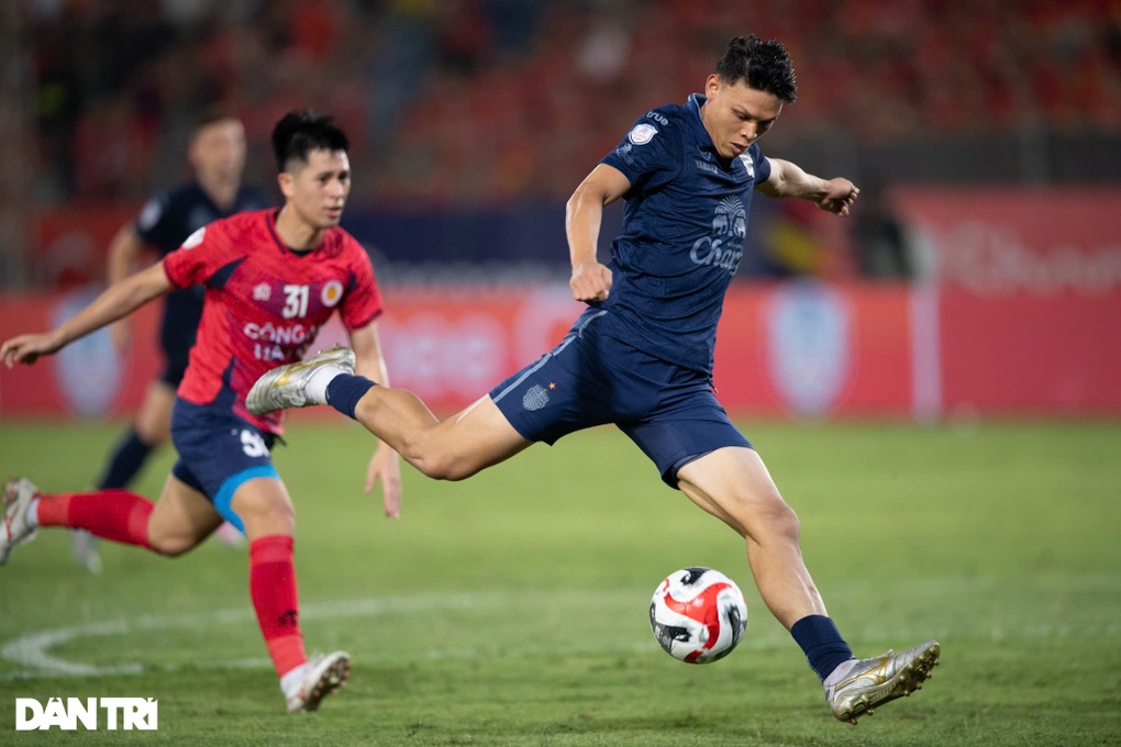 Hai lần dẫn trước, CLB Công an Hà Nội vẫn tuột chiến thắng trước Buriram - 2 Hai lần dẫn trước, CLB Công an Hà Nội vẫn tuột chiến thắng trước Buriram - 2