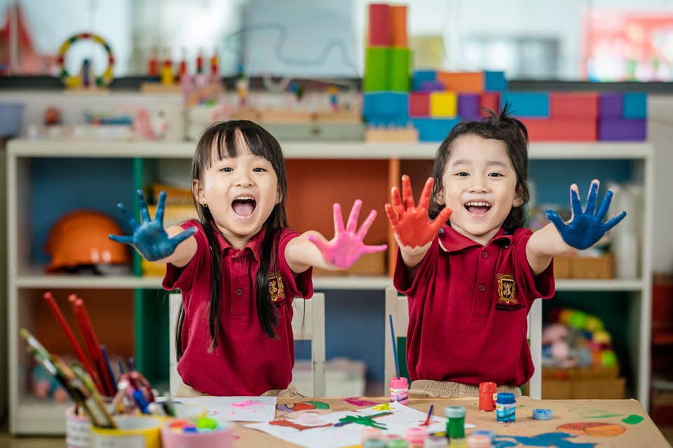 Vai trò của nhà trường trong hành trình phát triển của trẻ dưới góc nhìn của phụ huynh - 5 Vai trò của nhà trường trong hành trình phát triển của trẻ dưới góc nhìn của phụ huynh - 5