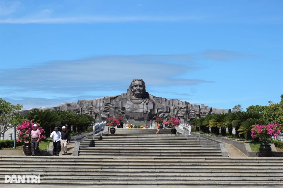 Người mẹ huyền thoại 12 lần tiễn con cháu ra chiến trường, không ai trở về - 5