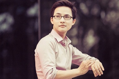 Thầy giáo "hotboy" trên mạng: "Phong bì làm mối quan hệ thầy trò xấu đi"