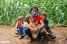 Vụ bé trai 8 tuổi bị đốt bỏng chân: Những lời kể không đồng nhất