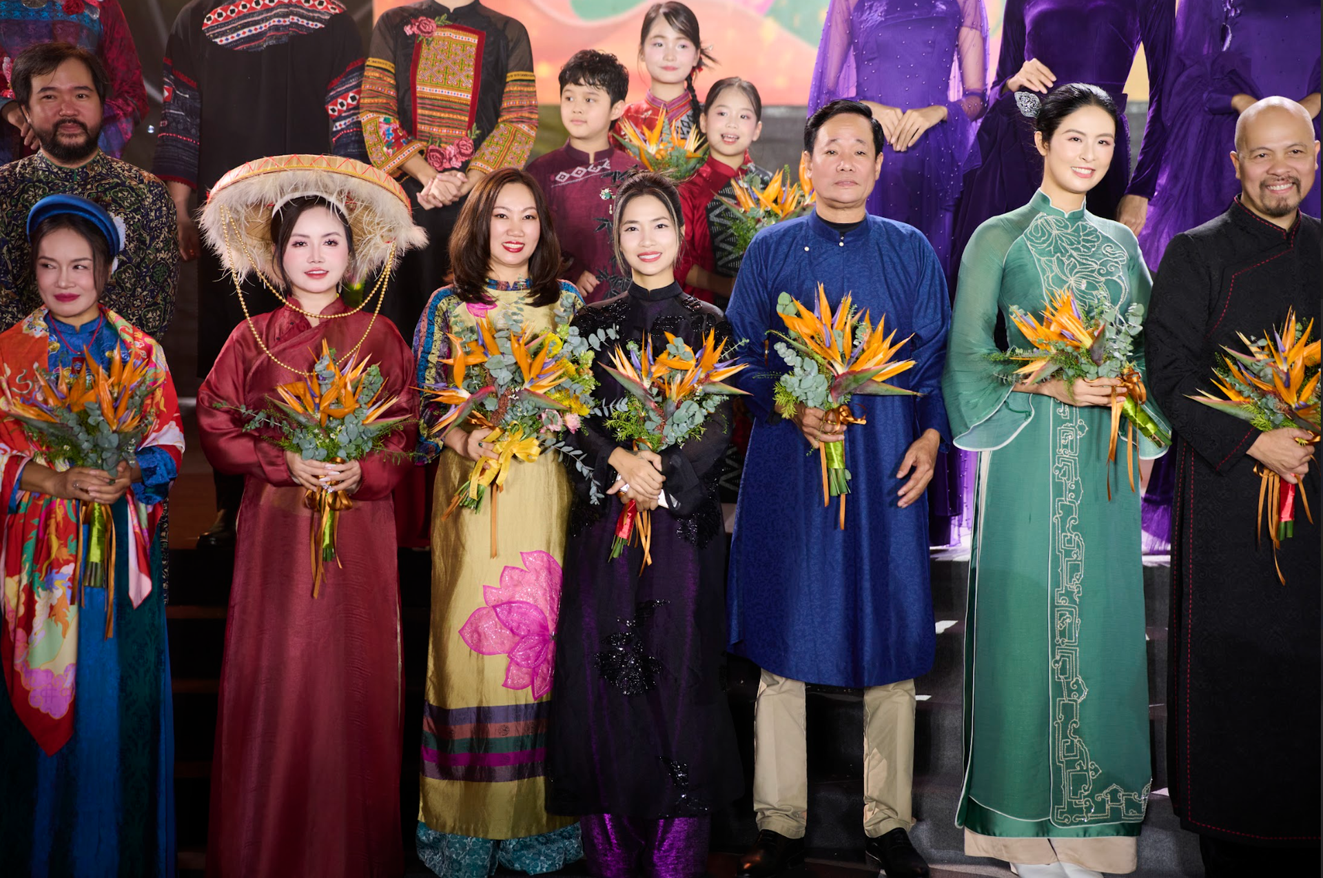 Hà Myo, Tuấn Cry trình diễn thời trang trên nền nhạc xẩm gây chú ý - 8