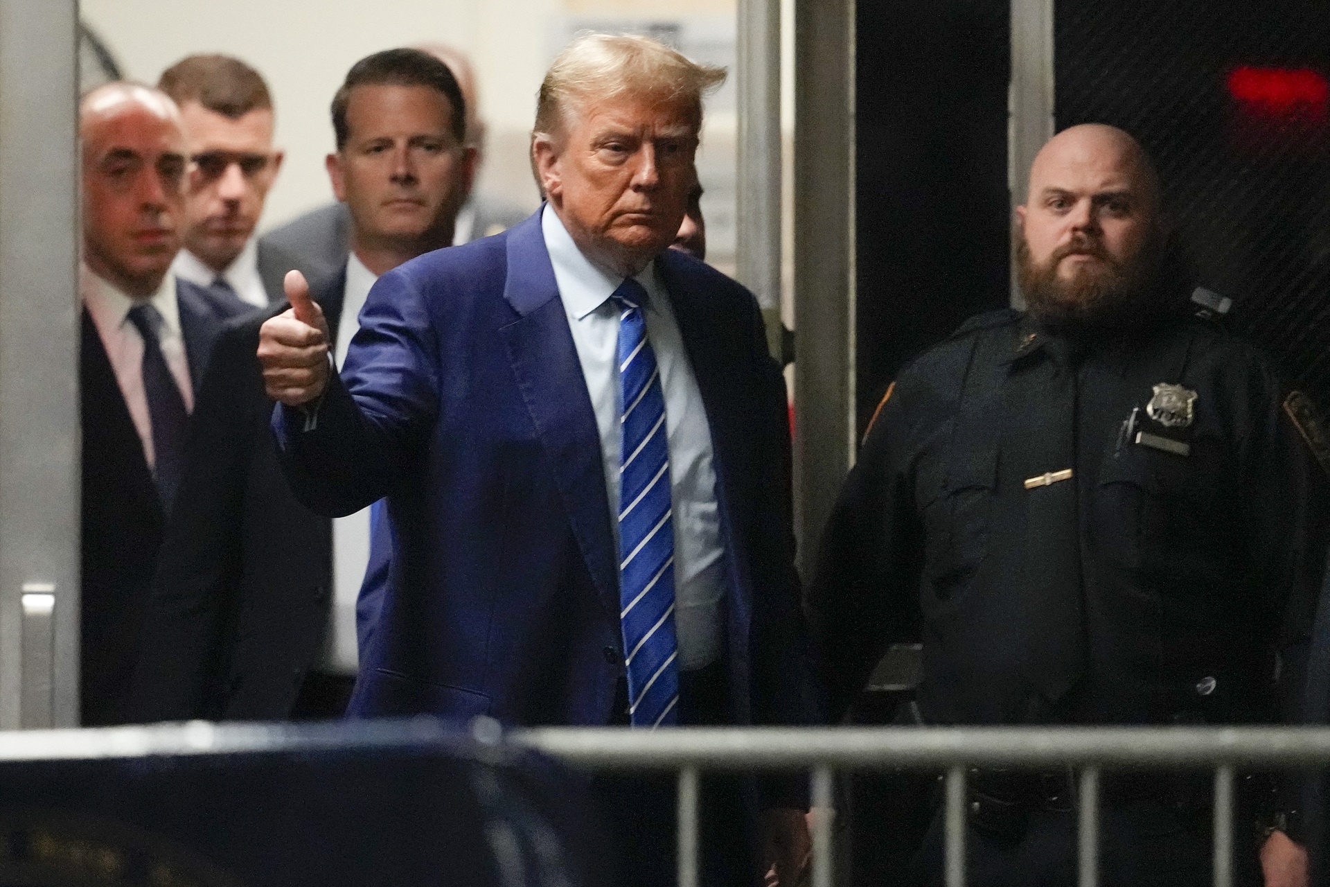 Ông Trump sẽ trở lại Nhà Trắng sau chiến thắng lịch sử - 6 Ông Trump sẽ trở lại Nhà Trắng sau chiến thắng lịch sử - 6