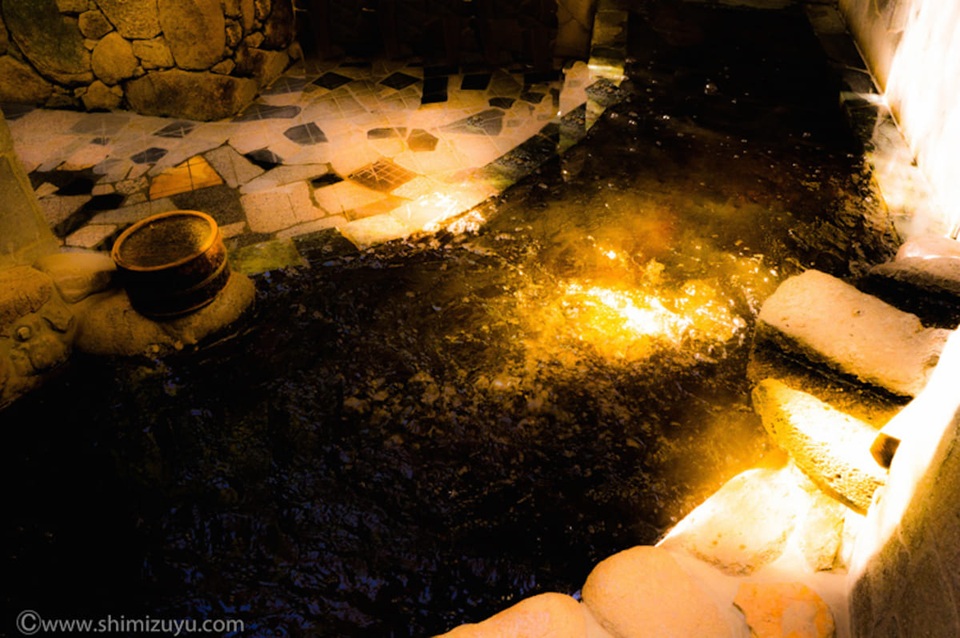 Tắm onsen nước đen và onsen nước vàng ngay giữa lòng Tokyo - 2 Tắm onsen nước đen và onsen nước vàng ngay giữa lòng Tokyo - 2