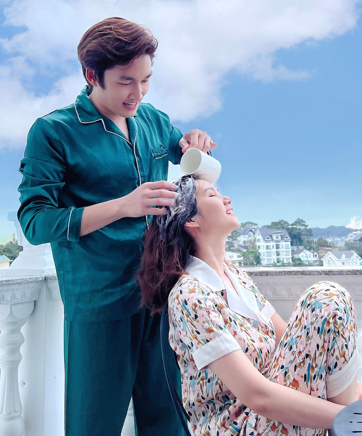 Hương Giang - Đình Tú: 5 năm say đắm, chia tay vì không chung chí hướng? - 4 Hương Giang - Đình Tú: 5 năm say đắm, chia tay vì không chung chí hướng? - 4