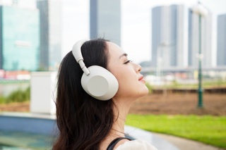 Trải nghiệm Sony WH-1000XM6: Đối thủ của Apple AirPods Max - 15