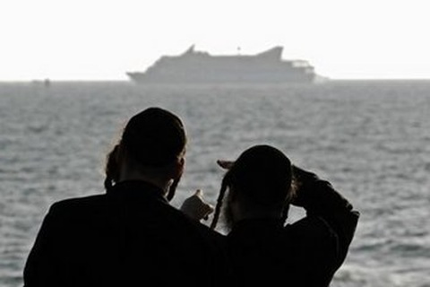 Chiến binh Palestine đọ súng với lính Israel, 2 người chết