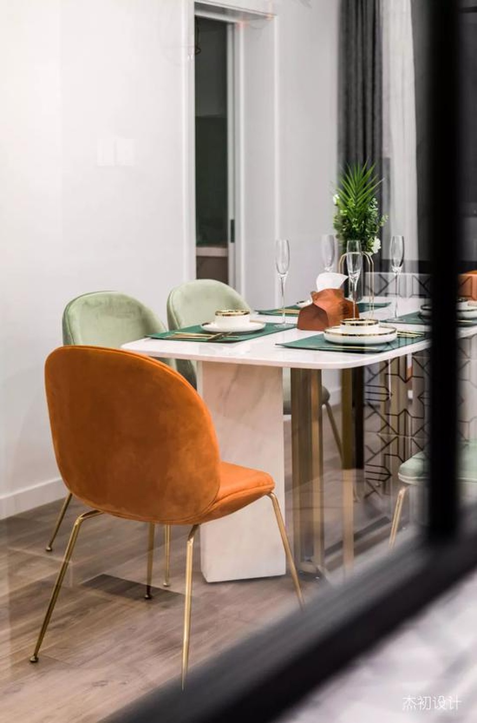 Chi 1,6 tỷ đồng lột xác căn nhà thời ông bà anh thành nơi ở đẹp long lanh - 7 Chi 1,6 tỷ đồng lột xác căn nhà thời ông bà anh thành nơi ở đẹp long lanh - 7