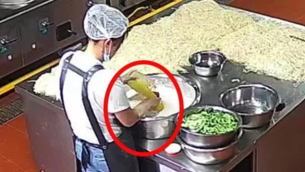 Vụ ngộ độc chì từ thức ăn rúng động Trung Quốc, 234 nạn nhân là trẻ em - 2 Vụ ngộ độc chì từ thức ăn rúng động Trung Quốc, 234 nạn nhân là trẻ em - 2