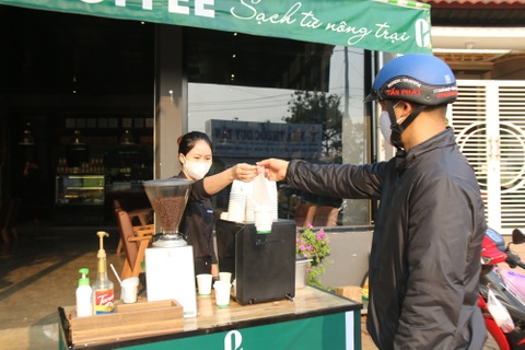 "Chúng tôi ổn, xin nhường hỗ trợ từ gói 62.000 tỷ đồng cho lao động khác"