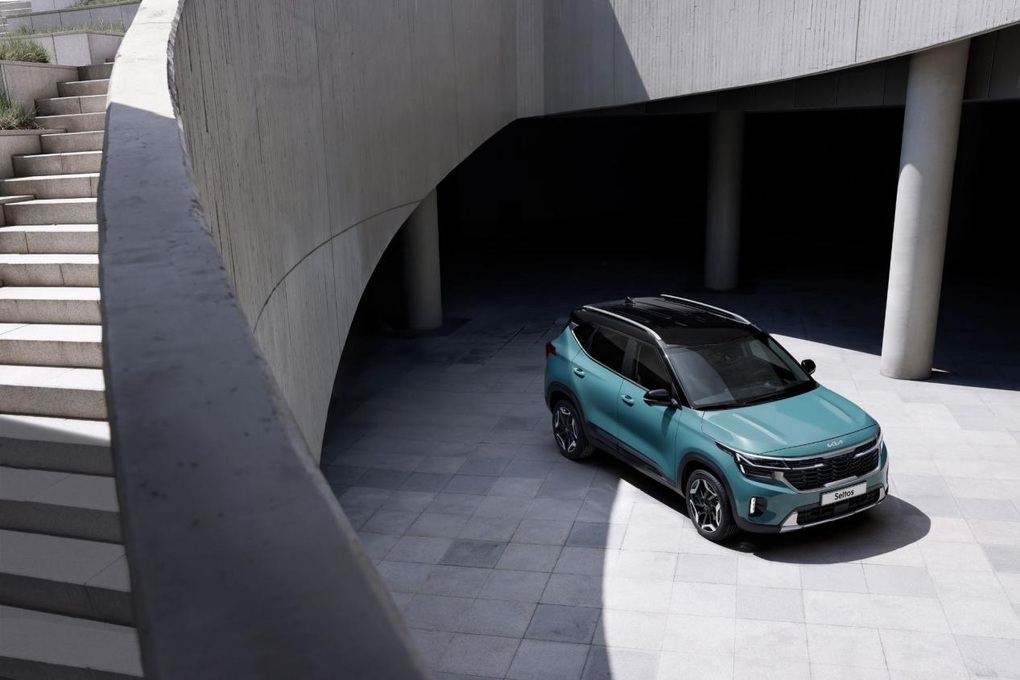 Kia Seltos 2023 lộ diện, thêm trang bị khiến nhiều khách Việt thèm muốn - 7 Kia Seltos 2023 lộ diện, thêm trang bị khiến nhiều khách Việt thèm muốn - 7