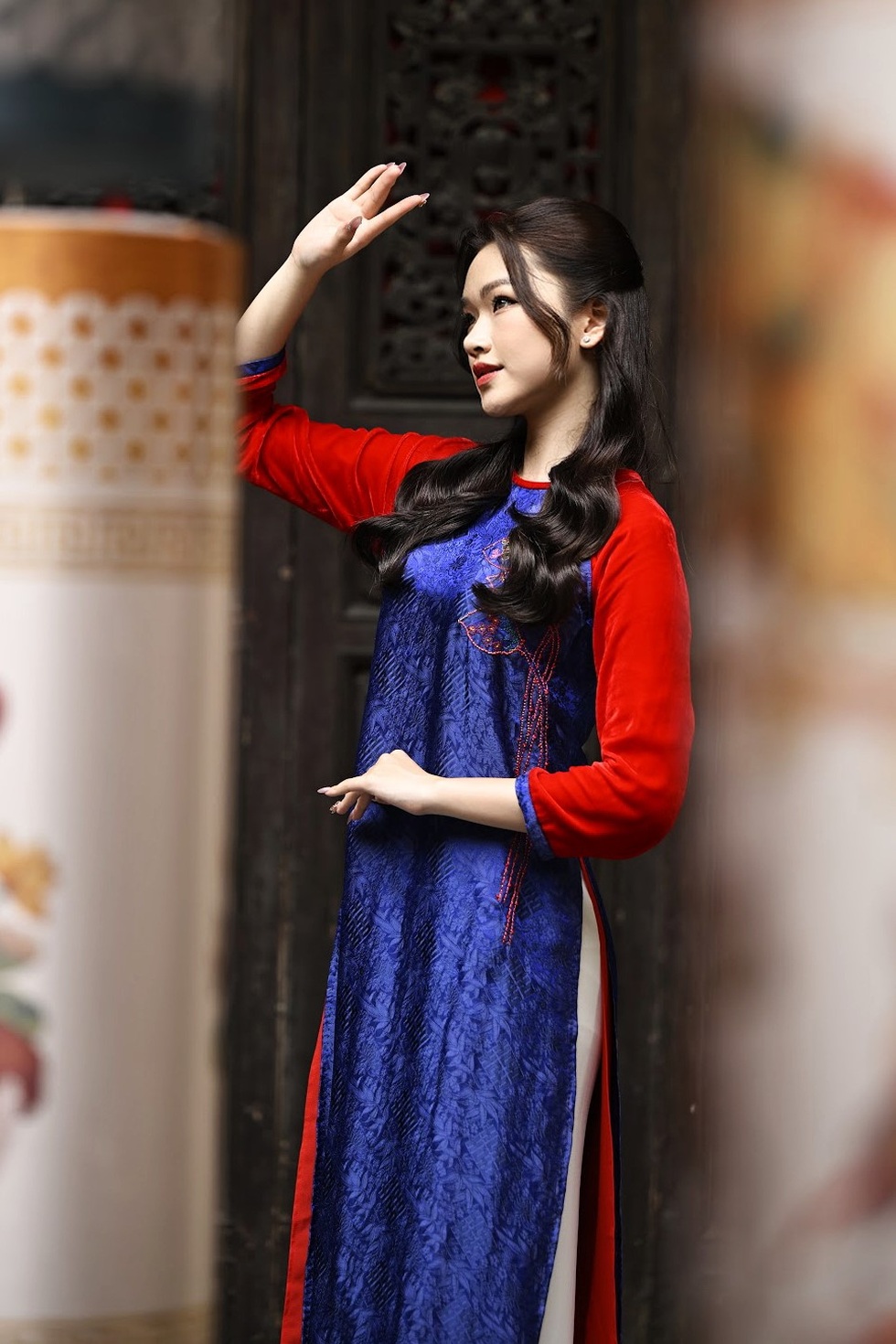 Tân Hoa khôi Ngoại giao: Giỏi 2 ngoại ngữ, đạt học bổng trường ở Trung Quốc - 11 Tân Hoa khôi Ngoại giao: Giỏi 2 ngoại ngữ, đạt học bổng trường ở Trung Quốc - 11