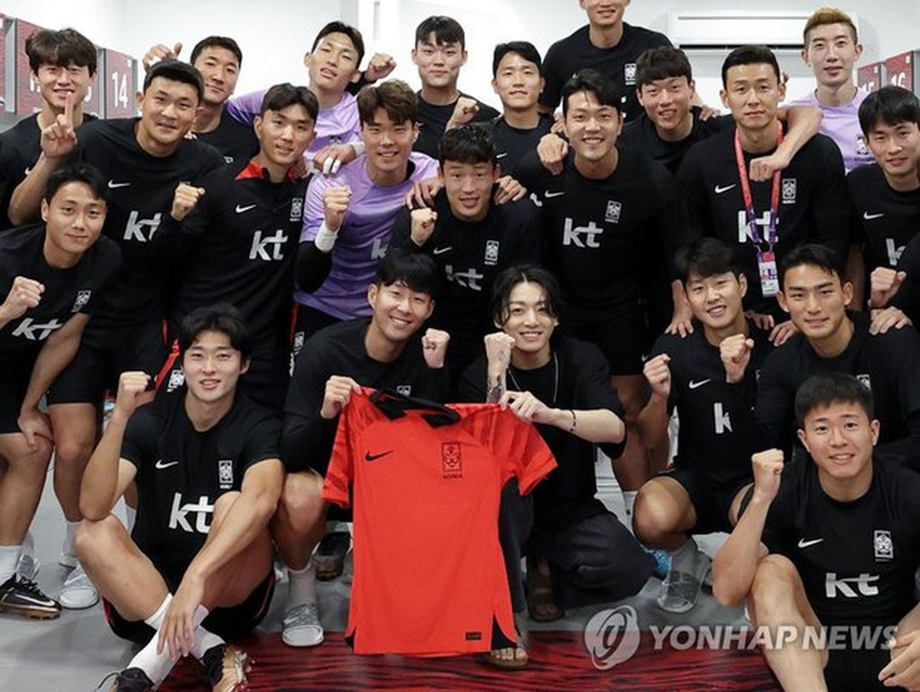 Tranh cãi về màn trình diễn của Jungkook tại lễ khai mạc World Cup 2022 - 7 Tranh cãi về màn trình diễn của Jungkook tại lễ khai mạc World Cup 2022 - 7