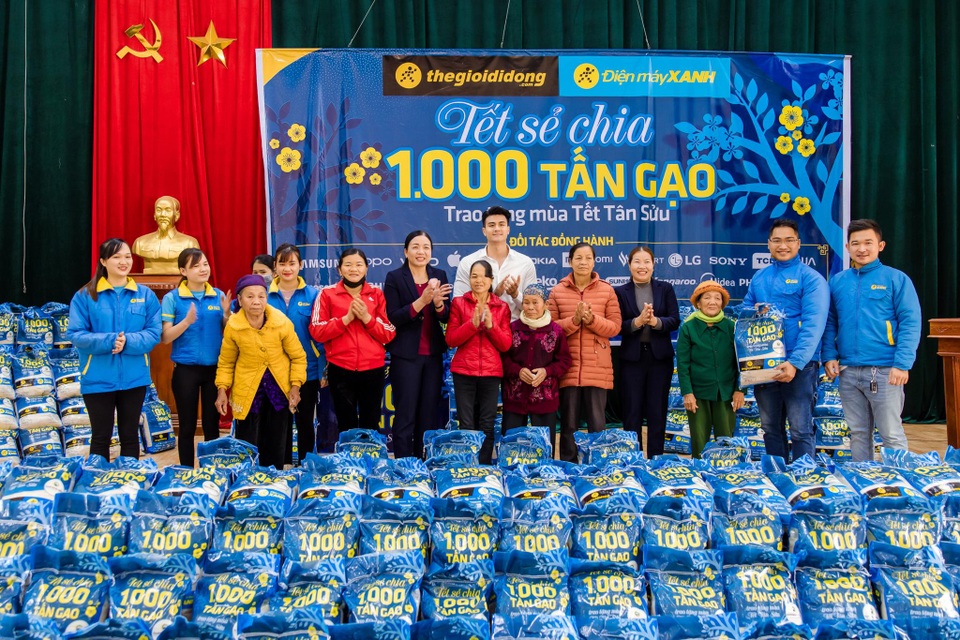 Tết sẻ chia 2021: Niềm vui nhận gạo hòa chung niềm vui đón Tết - 9 Tết sẻ chia 2021: Niềm vui nhận gạo hòa chung niềm vui đón Tết - 9
