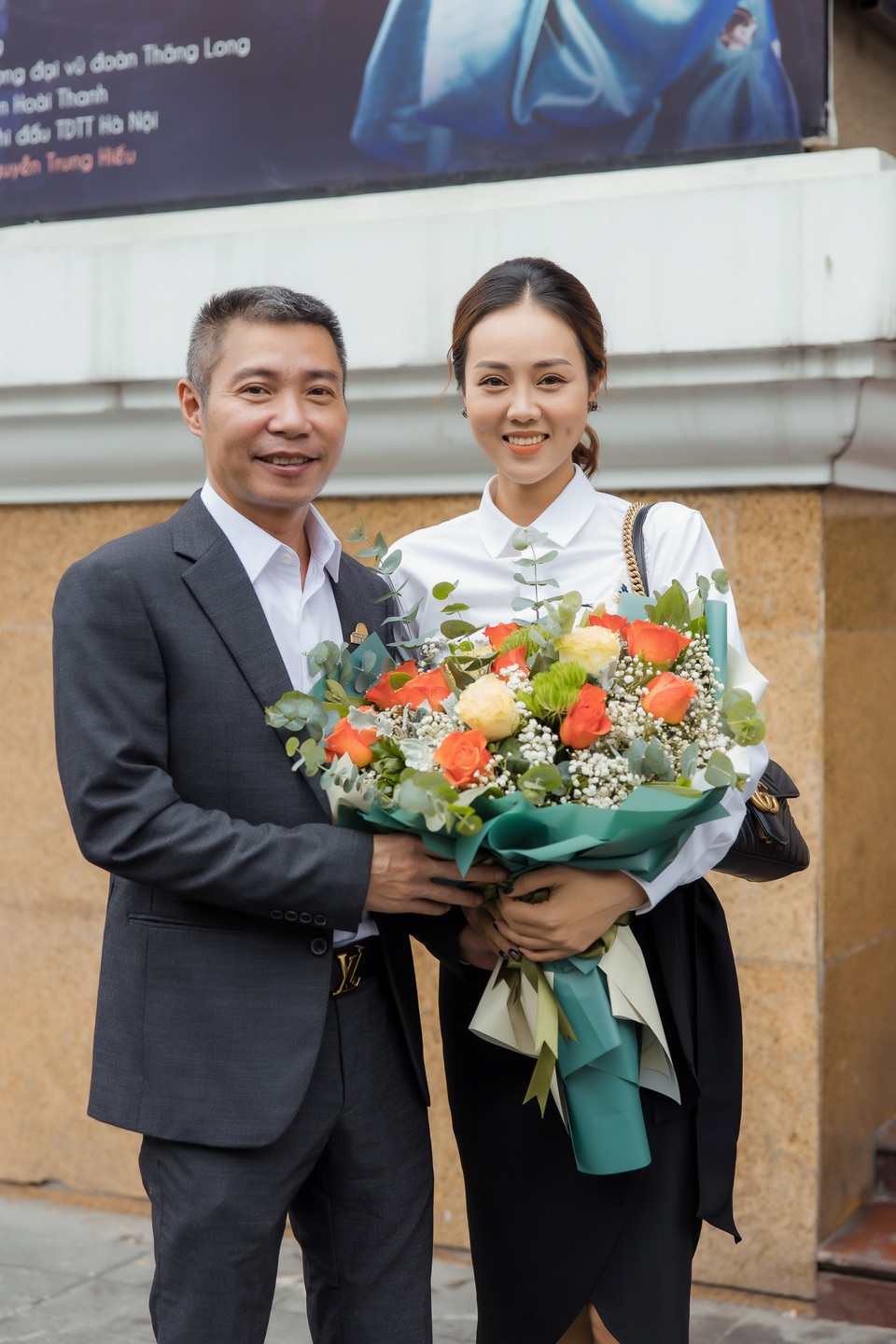 NSND Công Lý nghẹn ngào cảm ơn bố mẹ trong ngày lên chức Phó Giám đốc - 5 NSND Công Lý nghẹn ngào cảm ơn bố mẹ trong ngày lên chức Phó Giám đốc - 5