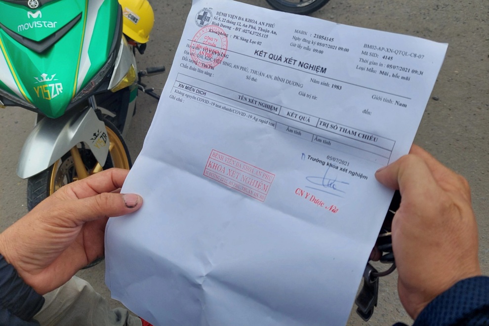 Nhiều người tới Đồng Nai phải quay đầu xe vì thiếu giấy xét nghiệm Covid-19 - 8 Nhiều người tới Đồng Nai phải quay đầu xe vì thiếu giấy xét nghiệm Covid-19 - 8