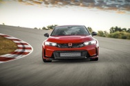 Chốt giá 2,399 tỷ đồng, Honda Civic Type R đắt gấp ba bản thường