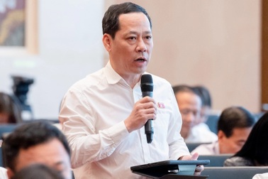 "Có nơi người dân phải di chuyển 200km mới có văn phòng công chứng"