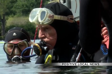 Cụ ông trăm tuổi muốn lập kỷ lục Guinness về lặn biển