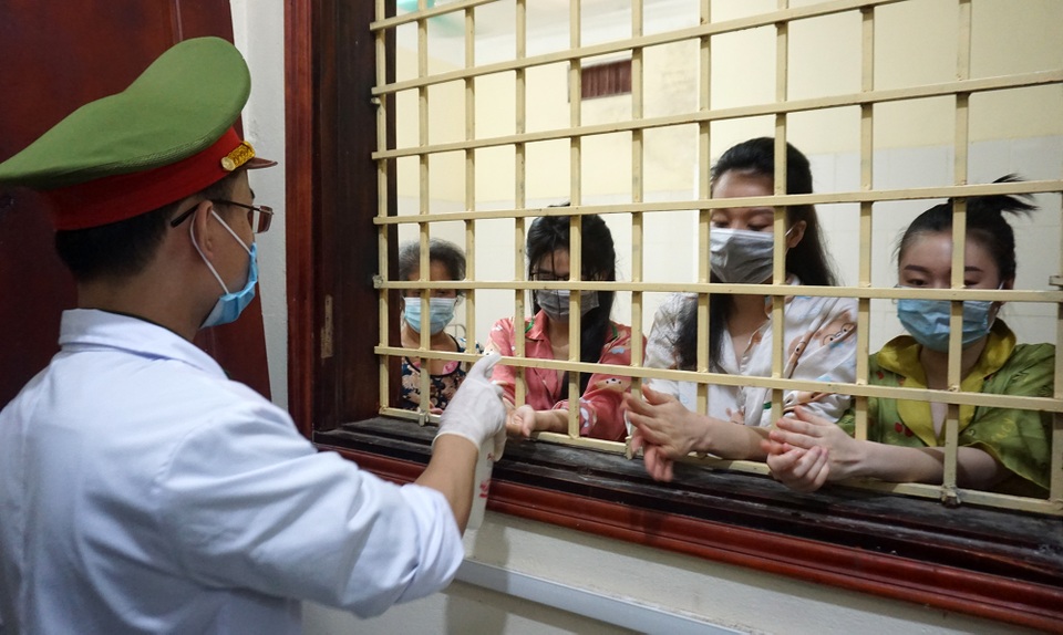Được cầm lá phiếu bầu, với tôi là niềm an ủi lớn - 2 Được cầm lá phiếu bầu, với tôi là niềm an ủi lớn - 2