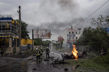 Nổ lớn rung chuyển Kharkov sau màn tập kích tên lửa trong đêm của Nga