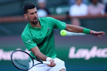 Djokovic thua sốc, Alcaraz thắng nhanh trận ra quân Indian Wells