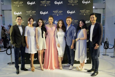 Comfort ra mắt dòng sản phẩm nước xả vải nước hoa thiên nhiên mới