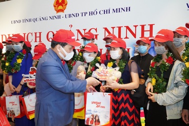 Sân bay Vân Đồn mở cửa trở lại đón chuyến bay Vietjet đầu tiên