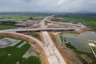 Cung cấp tài liệu không trung thực, doanh nghiệp bị cấm đấu thầu 3 năm