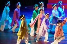 Gần 100 vũ công nhí kể giấc mơ bằng múa đương đại, hiphop