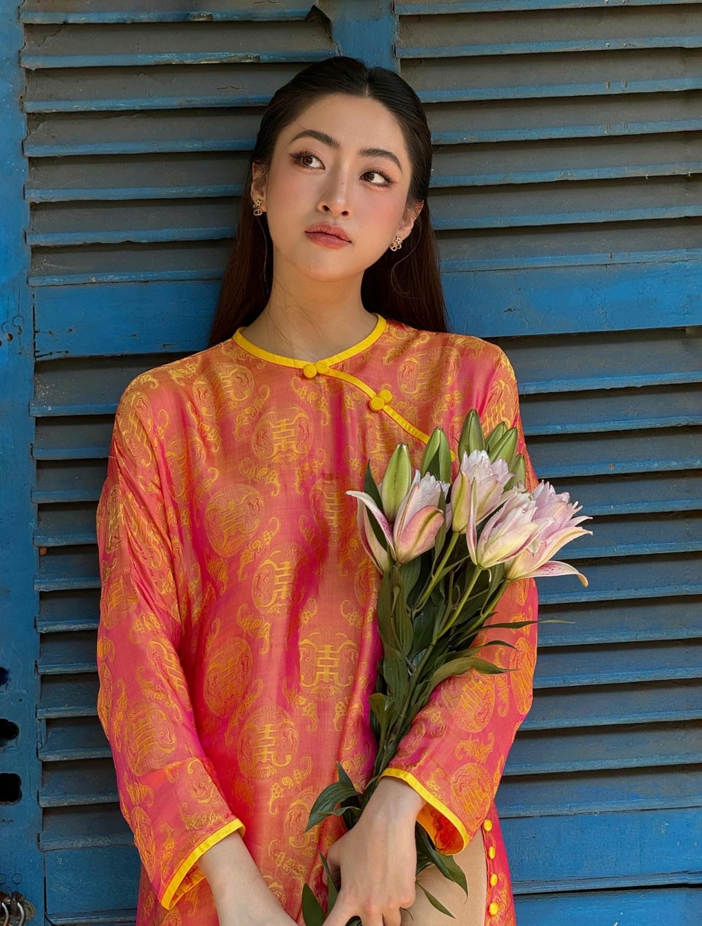 Mỹ nhân tuổi Thìn ăn Tết: Người áp lực giữ dáng, người tặng nhà cho cha mẹ - 2 Mỹ nhân tuổi Thìn ăn Tết: Người áp lực giữ dáng, người tặng nhà cho cha mẹ - 2